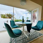 2 Bedrooms With Amazing View And Private Jacuzzi Σπίτι διακοπών
