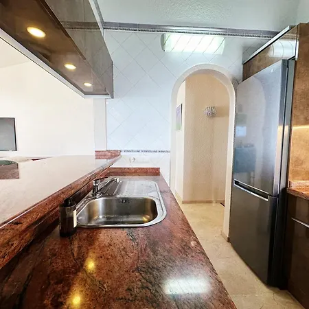 Feriehus 2 Bedrooms With Amazing View And Private Jacuzzi Costa Adeje (Tenerife)