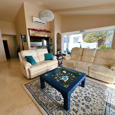 2 Bedrooms With Amazing View And Private Jacuzzi Feriehus Costa Adeje (Tenerife)